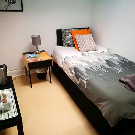 The Kingsview Townhouse - Boutique Hostel Эдинбург Экстерьер фото