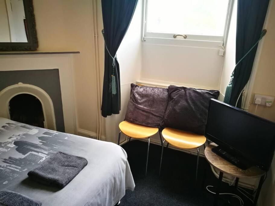 The Kingsview Townhouse - Boutique Hostel Эдинбург Экстерьер фото