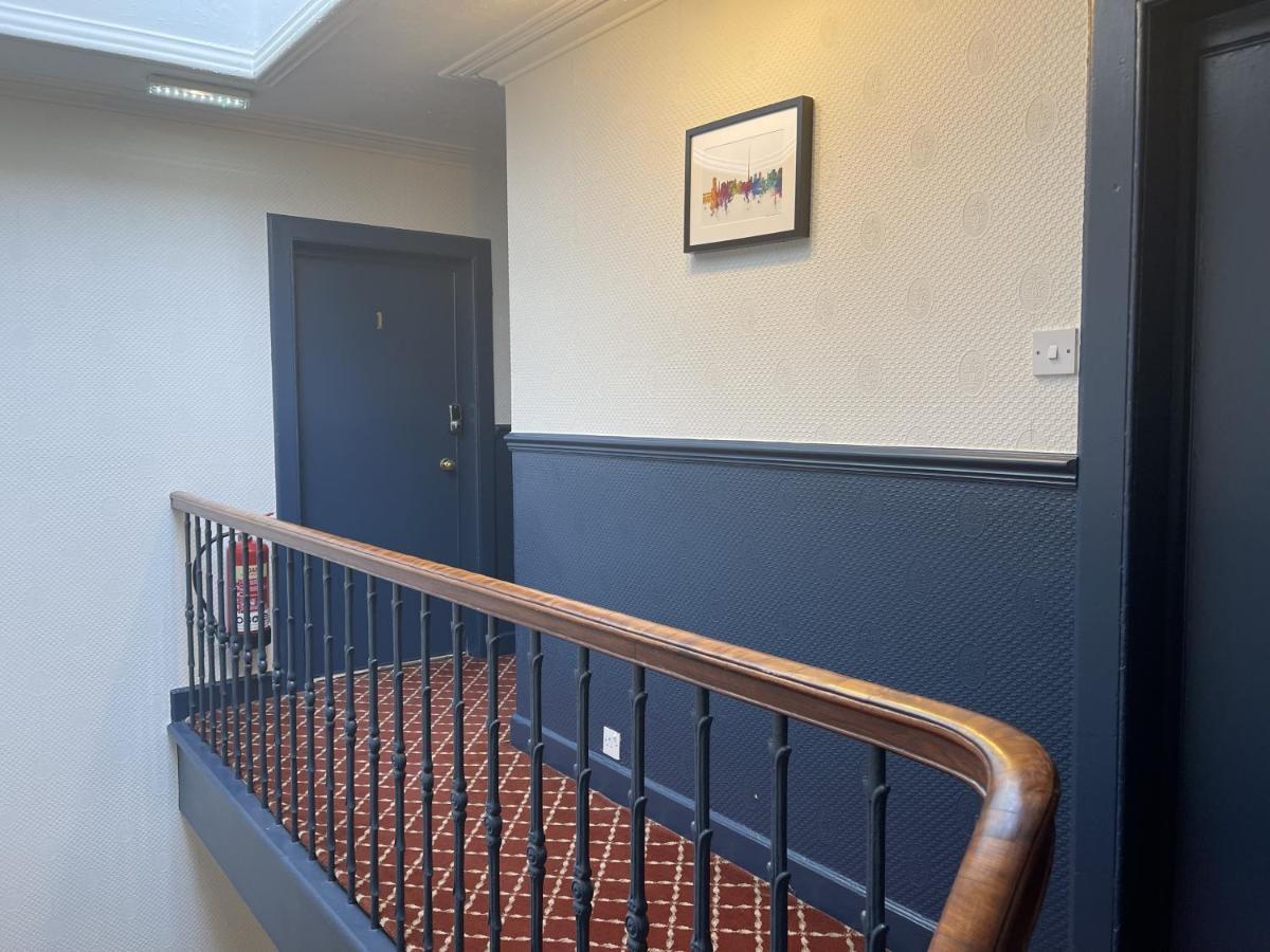 The Kingsview Townhouse - Boutique Hostel Эдинбург Экстерьер фото