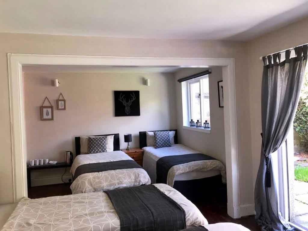 The Kingsview Townhouse - Boutique Hostel Эдинбург Экстерьер фото