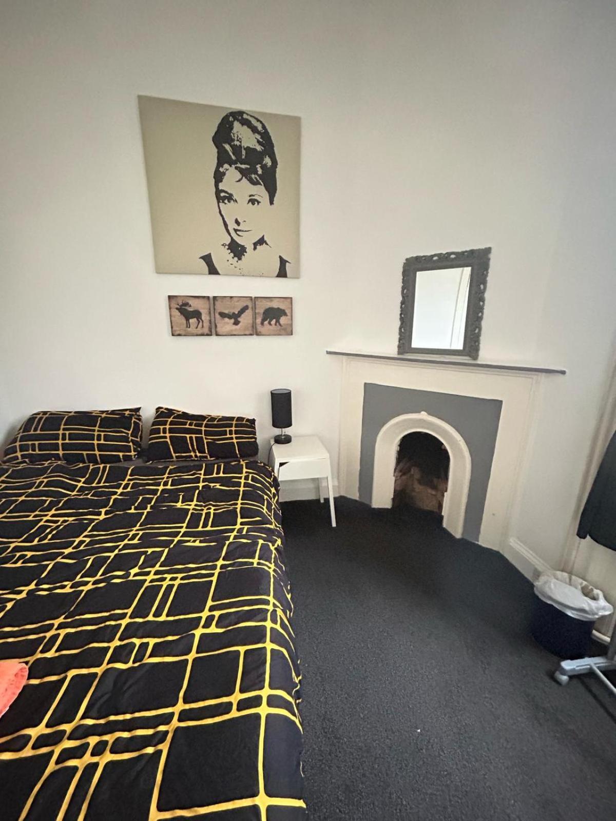 The Kingsview Townhouse - Boutique Hostel Эдинбург Экстерьер фото