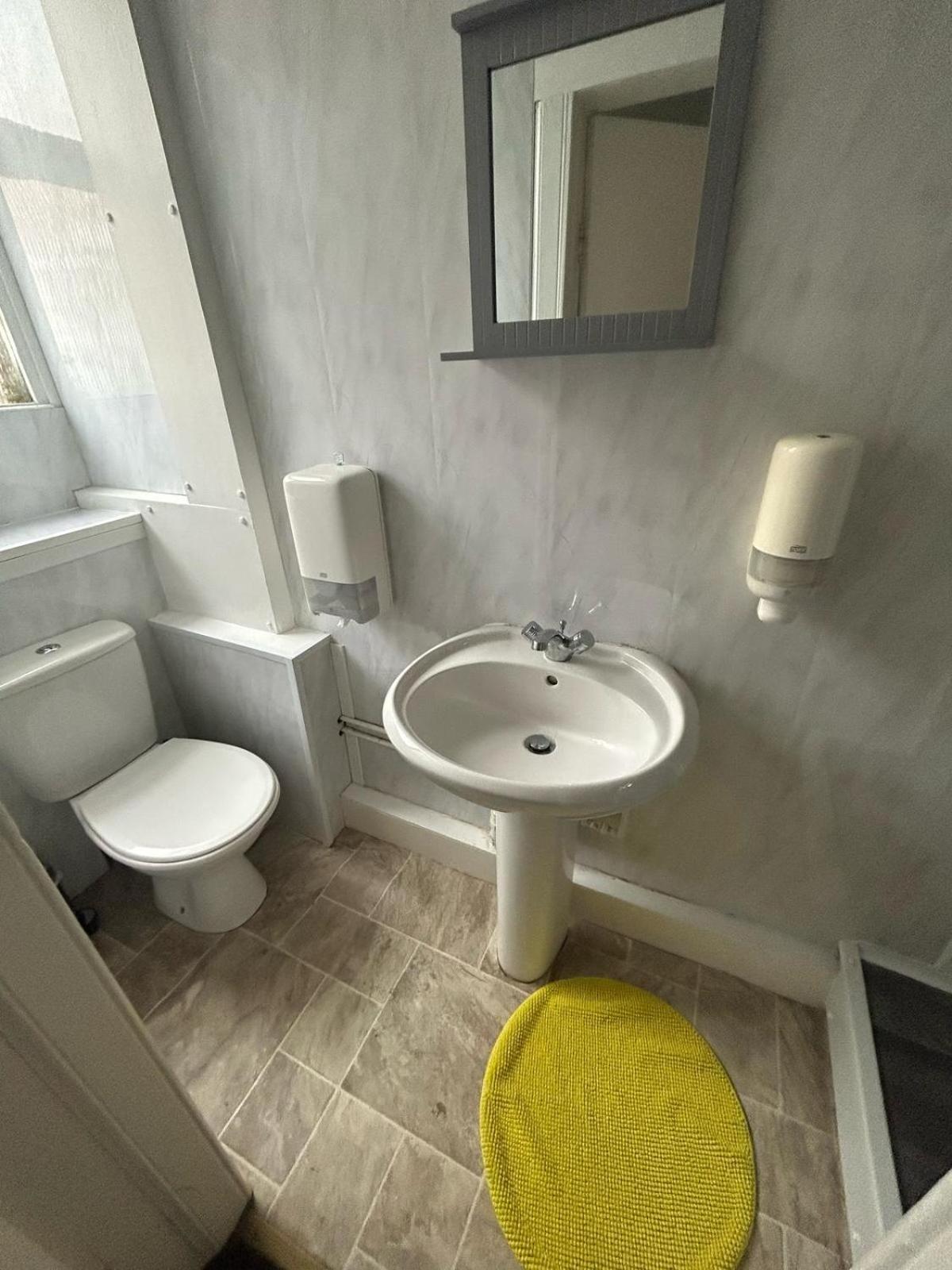 The Kingsview Townhouse - Boutique Hostel Эдинбург Экстерьер фото